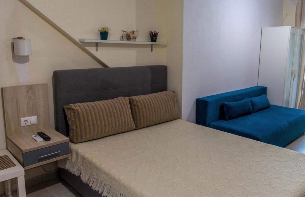 ניאה מיכאניונה Roses Apartments מראה חיצוני תמונה