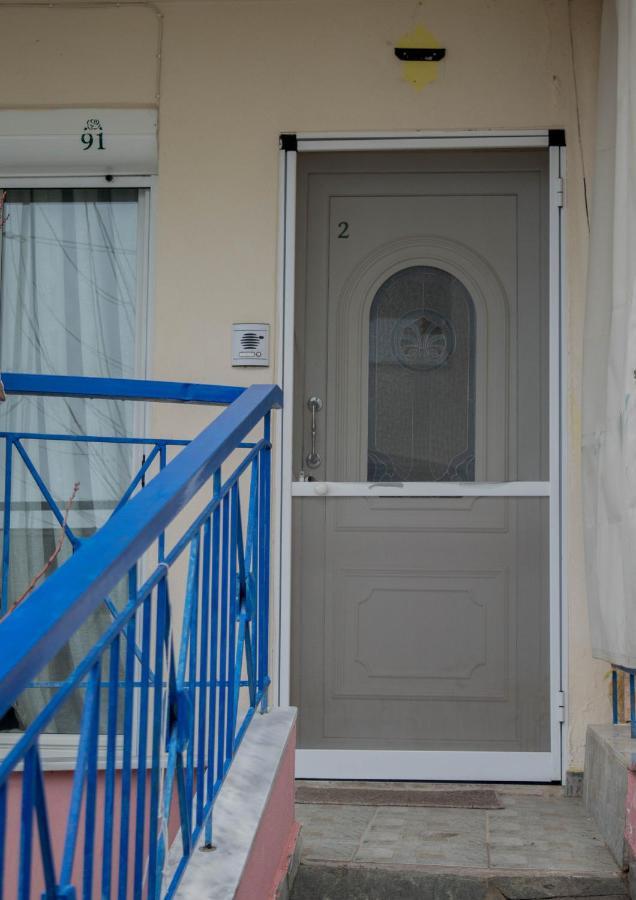 ניאה מיכאניונה Roses Apartments מראה חיצוני תמונה