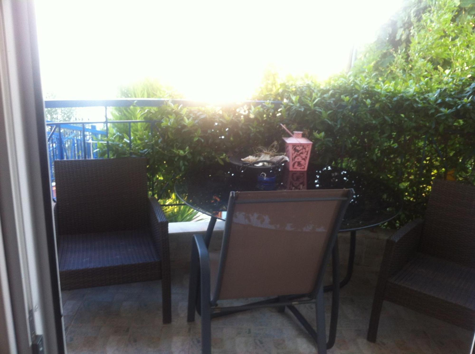 ניאה מיכאניונה Roses Apartments מראה חיצוני תמונה